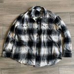 Old Navy  black and white flannel Photo 0