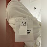 White Lace Jumpsuit V Neck Criss Cross Back‎ Sleeveless Romper Elegant Size M Photo 4