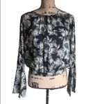 Melrose and Market  Floral Hatchback Bell Sleeve Black Blouse Size Small NWT Photo 2