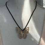 Hot Topic Mariposa 🦋 Gold Butterfly Pendant Necklace Photo 2