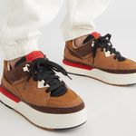 UGG  All Gender Goldencush Sneakers Chestnut Black NIB Women's 8.5 / Men’s 7.5 Photo 0