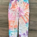 BFFs and babes tie Photo 0