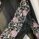 Simply Noelle black embroidered floral shawl (wrp2018-blk) new one size Photo 5