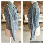 BLANK NYC  Jacket Denim Striped Cropped XS Raw Hem Light Wash Fitted Classic Chic Photo 14