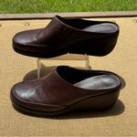 Liz Claiborne  Boast Brown Leather Slip-On Clogs Size 8 Photo 0