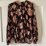 FATE. Beautiful Floral Top by perfect for Fall Photo 8