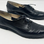 Salvatore Ferragamo  Oxford Womens Shoes Size 8 2A Lace Up Black Leather Narrow Photo 0