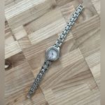 FMD Crystal and Pearl Ladies Watch Crystal Embedded Pearl Dial New Battery Silver Photo 3