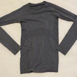 Lululemon Swiftly Tech Long Sleeve Photo 1