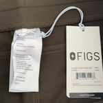 FIGS Kade Cargo Scrub Pants in Spruce, Size X-Small Photo 9