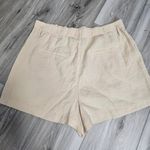 ZARA Women's Cream  Shorts Sz XL Photo 3