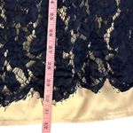 Vince Camuto  Lace Sheath‎ Dress size 8 Photo 9