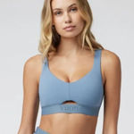 Vuori NEW  Elevate Daily Bra in Cloud Blue Size Small $64 Photo 0