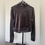 Aerie ‎ Offline Women's Dark Grey Hooded Velour Cropped Sweatshirt Photo 2