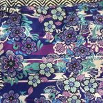 Athleta Vibrant Floral Women's Athletic Shorts Photo 2