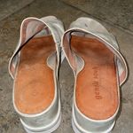 Gentle Souls  by Kenneth Cole Gold Gisele 65 Sporty Slide Shoes Womens Size 9 Photo 5