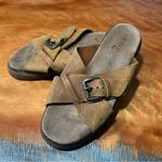 G.H. Bass &Co. G.H. Bass & Co. Brown Tan leather Buckle Sandals slides size 8 Photo 9
