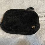 Lululemon Everywhere Belt Bag FLEECE Sherpa Crossbody Waist Hip Fanny BLACK  NEW Photo 1
