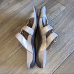 Vionic  Misa 3 strap orthopedic sandals Photo 7