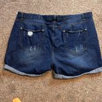 Boohoo  Women’s Plus Size Distressed shorts. Size 20 Photo 1