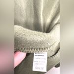 Fire + Fleur Olive Green Graphic Hoodie – Women’s Medium – NWOT Photo 7