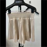 ALC Frank A.L.C. bondi pleated shorts size 6 cream Photo 3