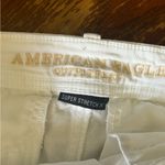 American Eagle  white super stretch shorts size 2 56% cotton Photo 1