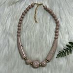 Vintage chunky Beige acrylic Necklace Pink Photo 3