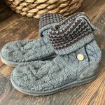 UGG  Australia Leland Women's U.S Size 8 Gray Knit Tall or Fold Over Anke Boots Photo 4