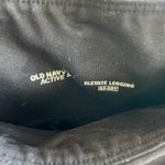 Old Navy Black Camouflage Elevate Legging Size Small Short Photo 2