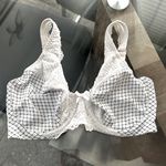 Curve Muse Minimizer Unlined Underwire Bra with Lace Embroidery, Size 34DDD Photo 2