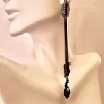 Long leaf chain statement earrings Photo 1