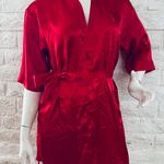 Kathy Ireland sleepwear robe color red size small Photo 1