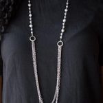 Paparazzi  Silver Contemporary Cadence Necklace Set Photo 0