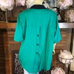 VINTAGE 1990'S LIVE IT UP VINTAGE TEAL AND BLACK BACK BUTTON ACCENT BLOUSE (20W) Green Photo 4