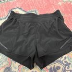 Lululemon Hotty Hot Short 2.5” Photo 0