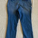 Jennifer Lopez mid rise curvy Capri size 18 Photo 1