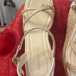 Madden Girl  Womens Beige 1-1/2" Platform Vault Toe Wedge Espadrille Shoes 9M Photo 3