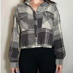 BDG  Urban Outfitters Cropped Flannel Size Medium Photo 0