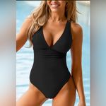 Cupshe  Black Ginger Ribbed & Ruched One-Piece Swim Wear Size M Photo 3