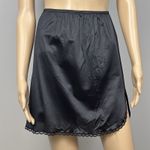 Vintage Wondermaid Half Slip Short Black Size Small 100% Nylon USA Made Lace Photo 2