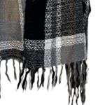 Blanket Scarf Wrap Shawl Oblong Fringe Black Tan White Plaid Women’s One Size Photo 5