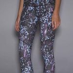 Lululemon All Sport Crop
Floral Sport Tranquil Blue Multi Photo 0
