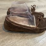 UGG  Dakota Moccasin Slipper Womens 6 Brown Suede Leather Shearling Slip On Shoe Photo 1