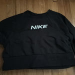 Nike  Crewneck Cropped Women’s Photo 0