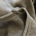 American Eagle Textured Crop Top Tee Lettuce Hem Gray S Photo 4