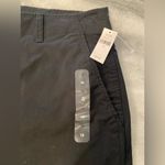 Gap NWT Size 18 Black Classic Chino Downtown Khaki Shorts Stretch 5” Inseam Photo 6