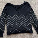 Buttons Black&gold chevron print sparkly sweater tie back Photo 1