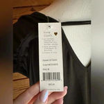 Cooper and Ella  black v neck ruched sleeve with key hole detail in back medium t Photo 2