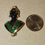 Jolle Rhinestone Genie Brooch 1940s Small Vintage Black Enamel Green Red Stones Gold Photo 1